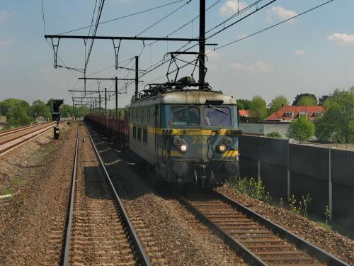 Photos au fil du rail Locomotives électriques SNCB NMBS doorrit 15